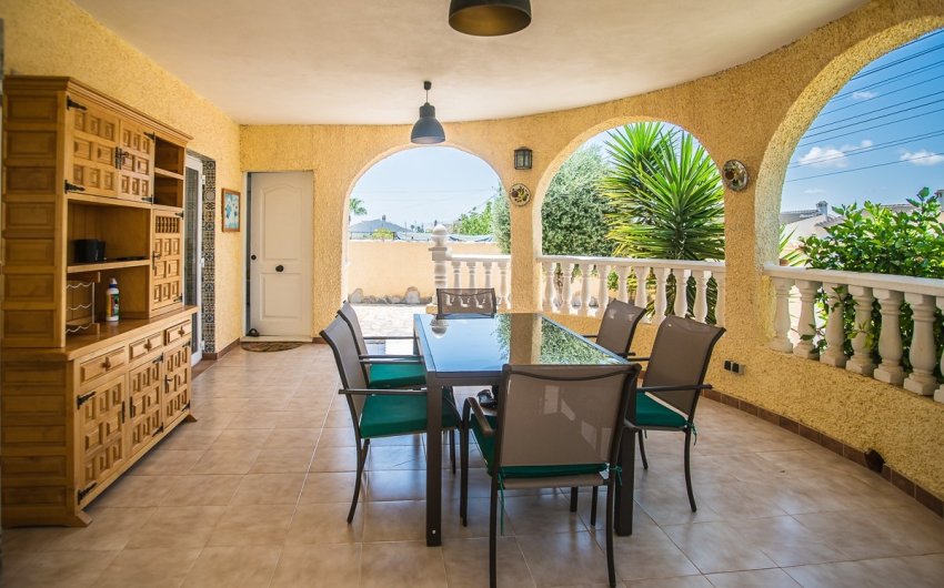 Reventa - Villa -
Torrevieja - Costa Blanca