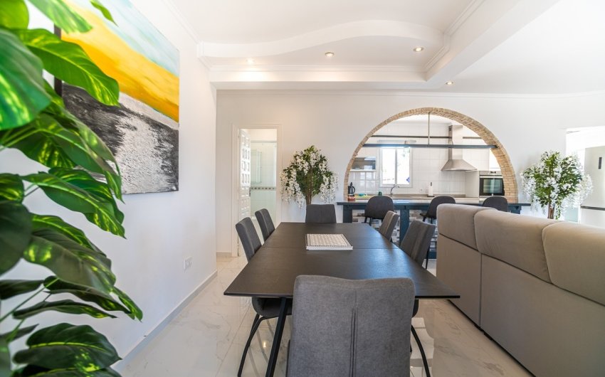 Reventa - Villa -
Torrevieja - Costa Blanca