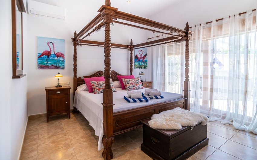 Reventa - Villa -
Torrevieja - Costa Blanca