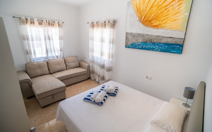 Reventa - Villa -
Torrevieja - Costa Blanca
