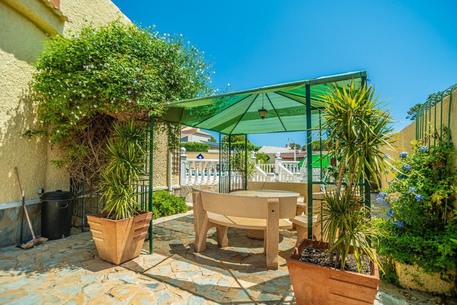 Reventa - Villa -
Torrevieja - Costa Blanca