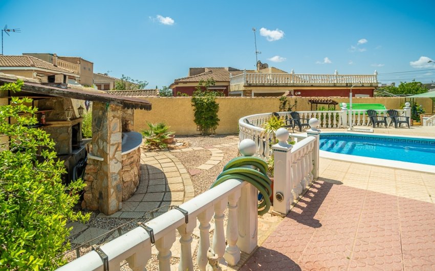 Reventa - Villa -
Torrevieja - Costa Blanca