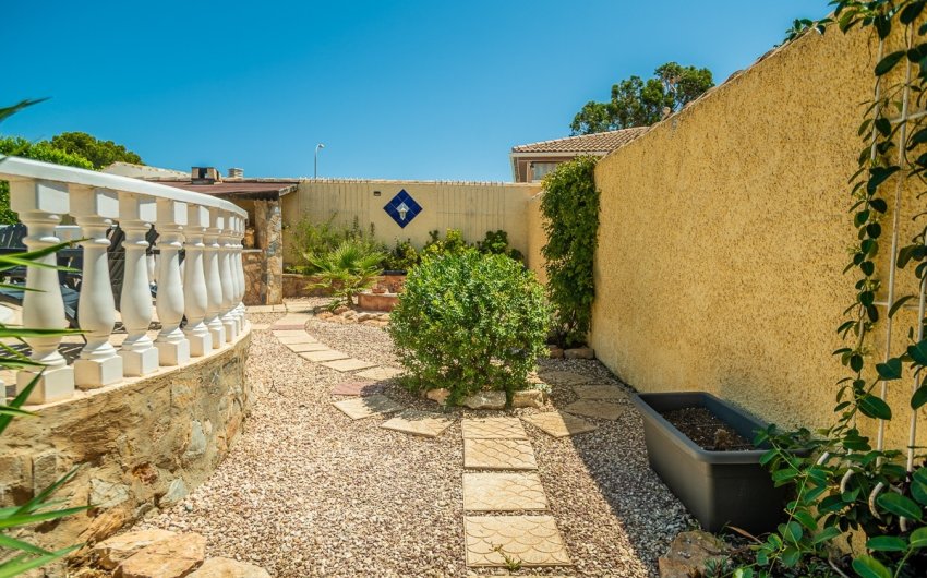 Reventa - Villa -
Torrevieja - Costa Blanca
