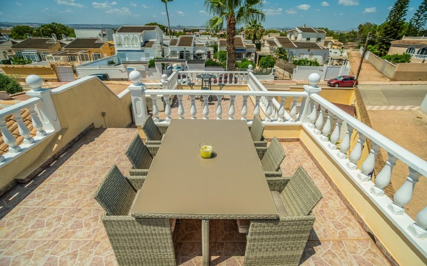 Reventa - Villa -
Torrevieja - Costa Blanca