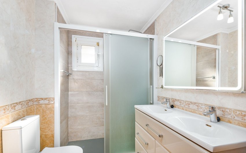 Reventa - Villa -
Torrevieja - Costa Blanca