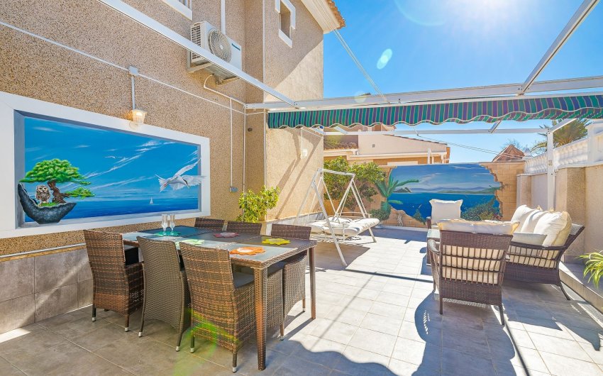 Reventa - Villa -
Torrevieja - Costa Blanca