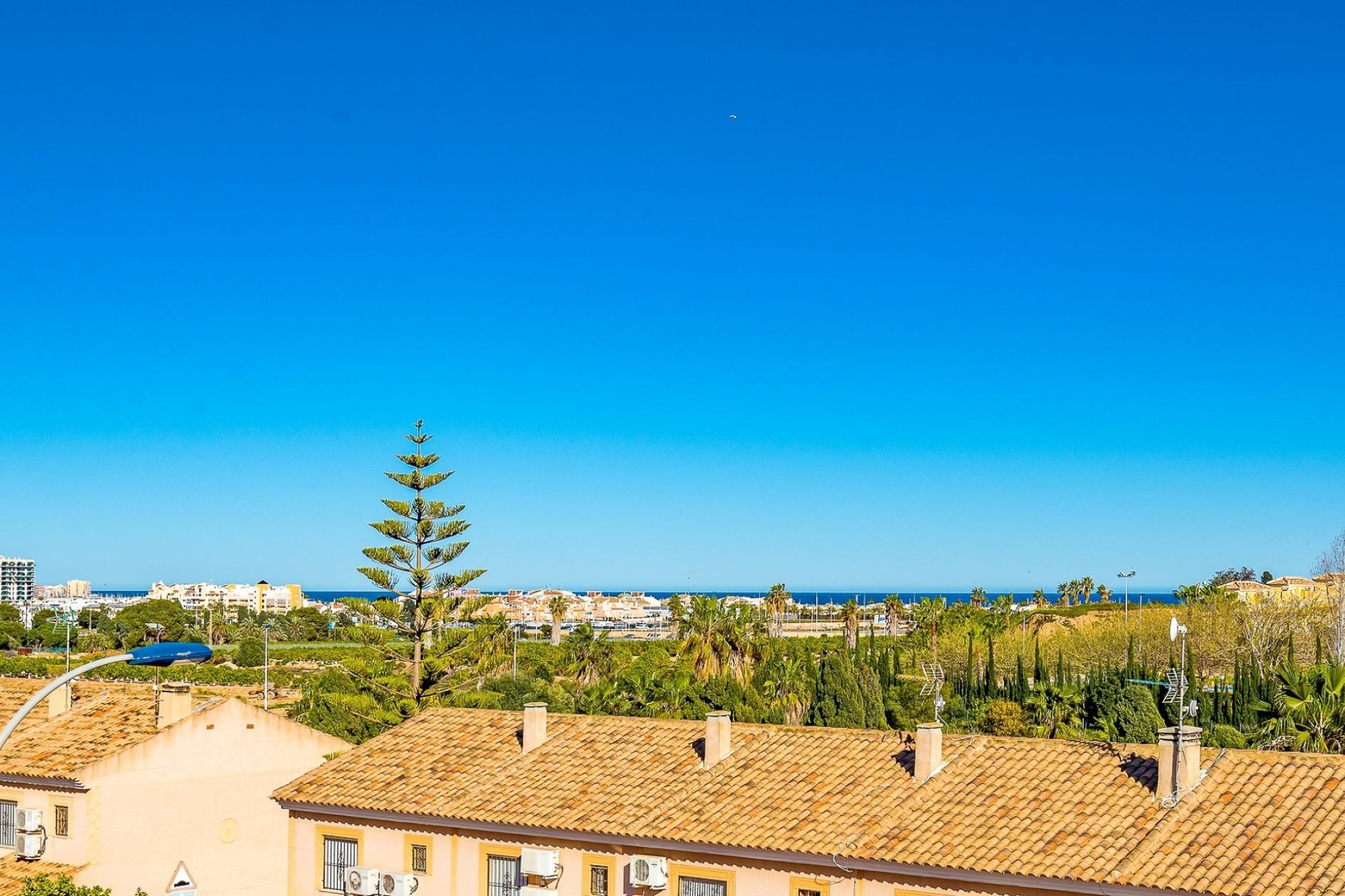 Reventa - Villa -
Torrevieja - Costa Blanca