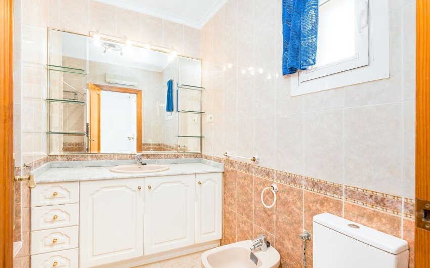 Reventa - Villa -
Torrevieja - Costa Blanca