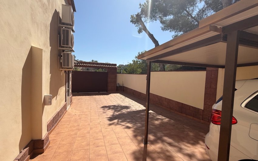 Reventa - Villa -
Torrevieja - Costa Blanca