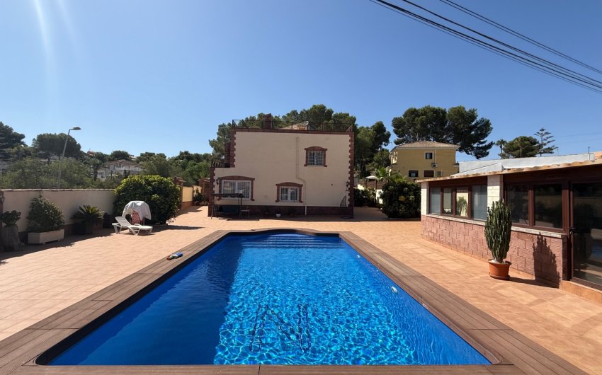 Reventa - Villa -
Torrevieja - Costa Blanca
