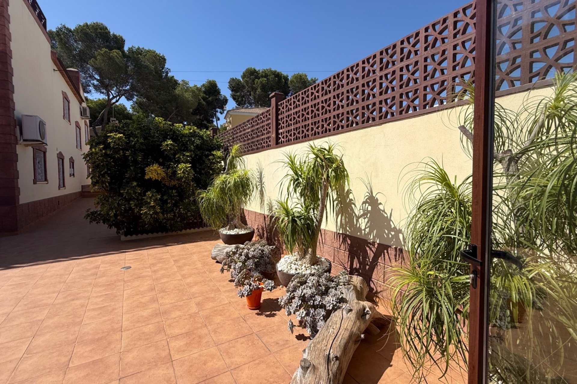 Reventa - Villa -
Torrevieja - Costa Blanca