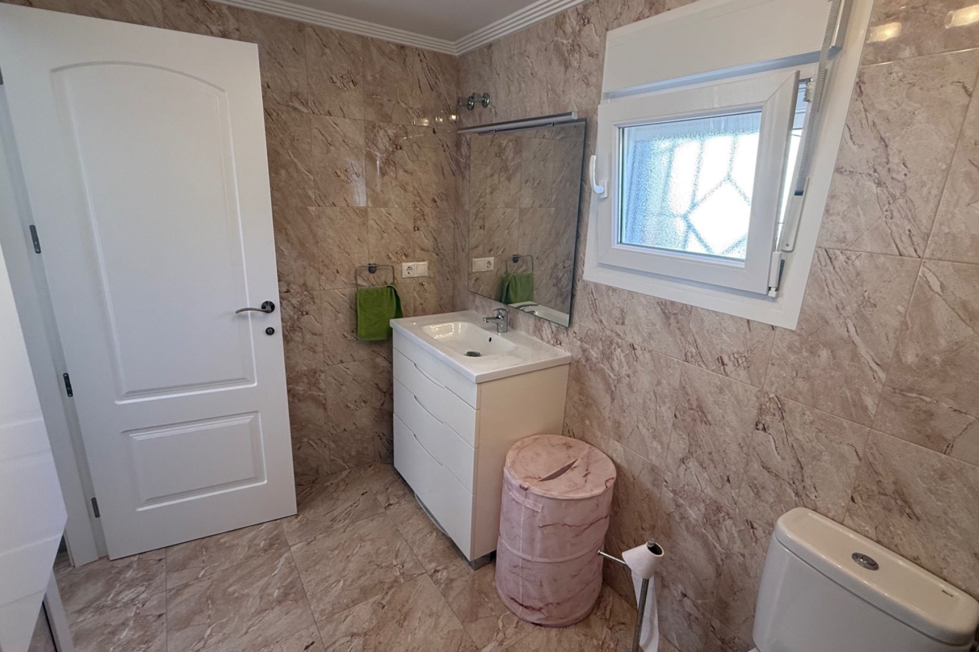 Reventa - Villa -
Torrevieja - Costa Blanca