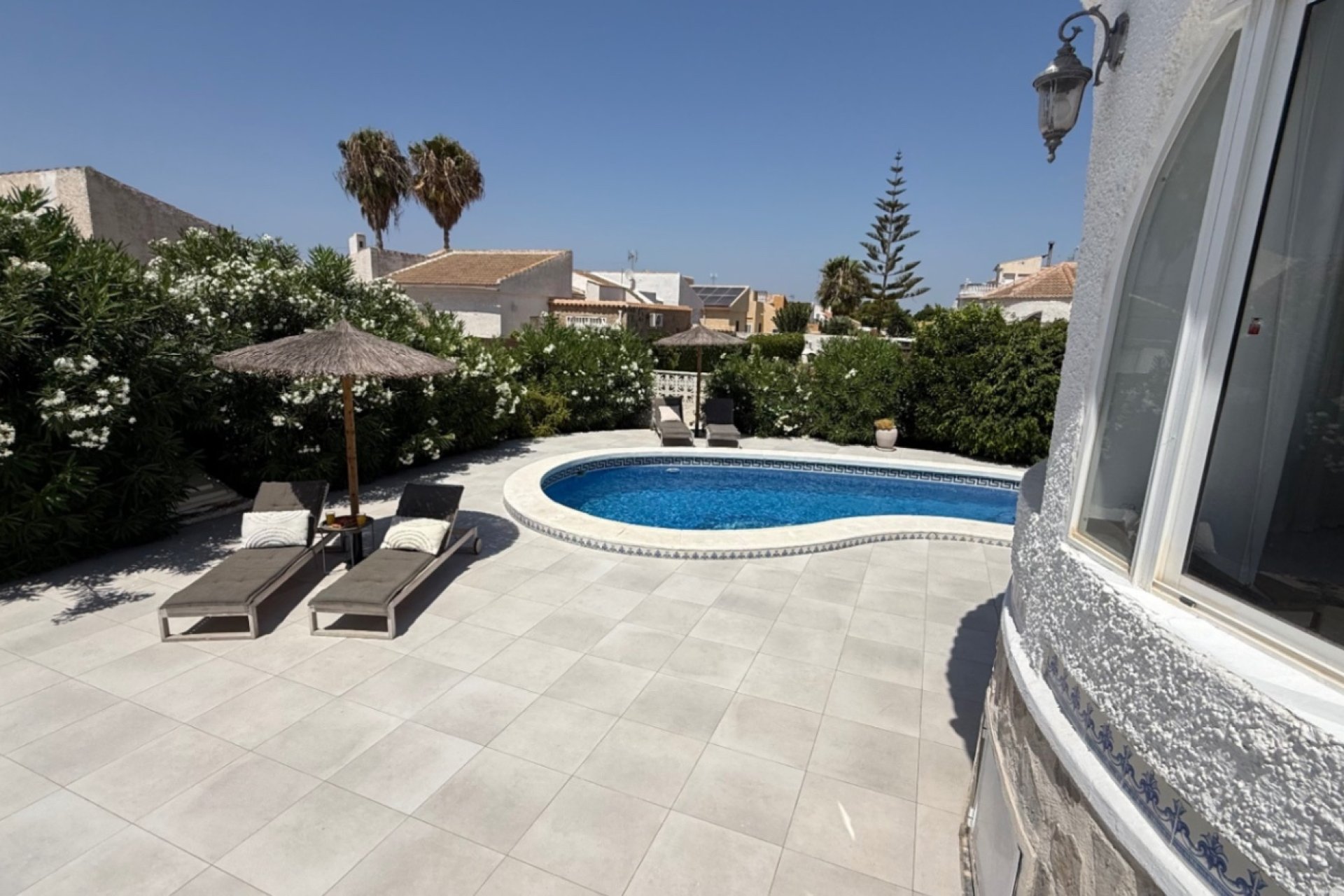 Reventa - Villa -
Torrevieja - Costa Blanca