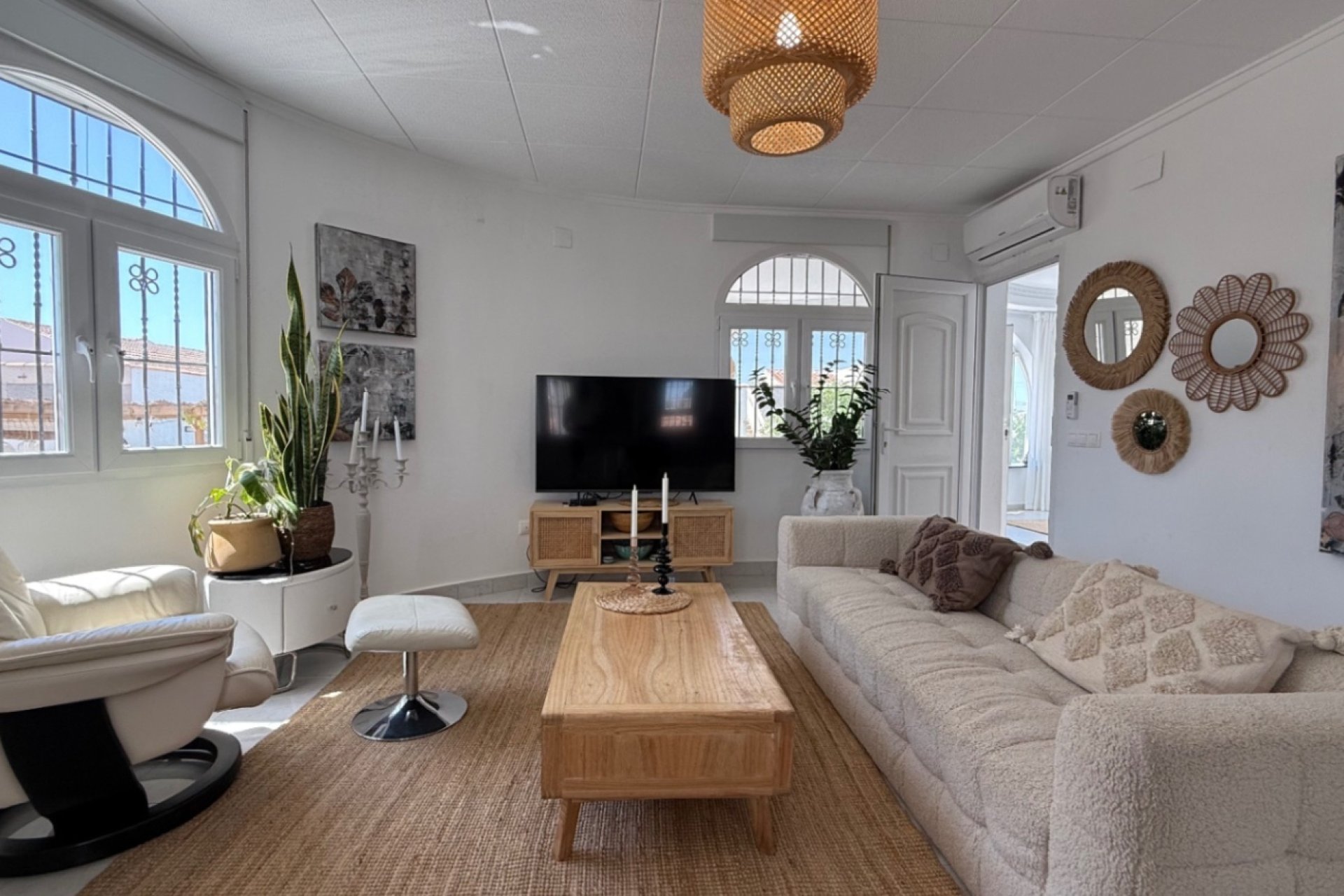 Reventa - Villa -
Torrevieja - Costa Blanca