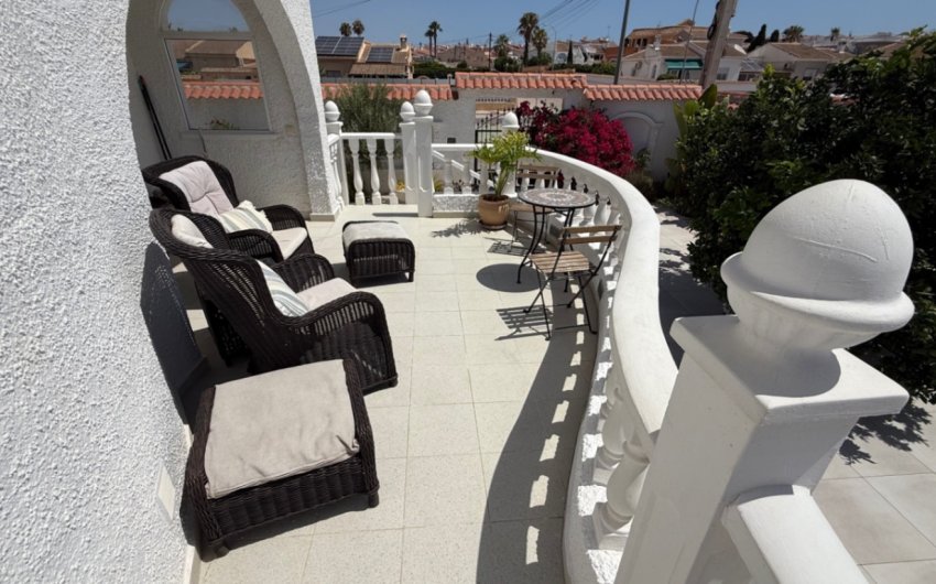 Reventa - Villa -
Torrevieja - Costa Blanca