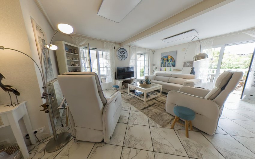 Reventa - Villa -
Torrevieja - Costa Blanca