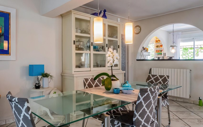 Reventa - Villa -
Torrevieja - Costa Blanca