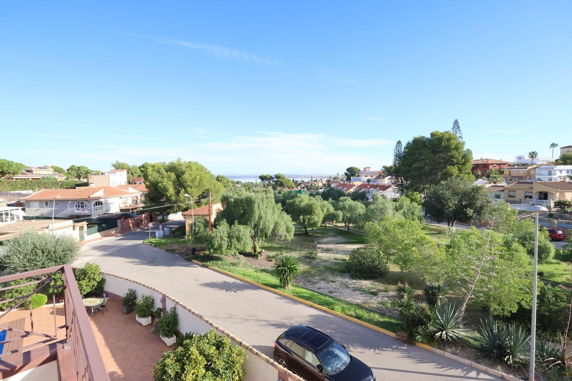 Reventa - Villa -
Torrevieja - Costa Blanca