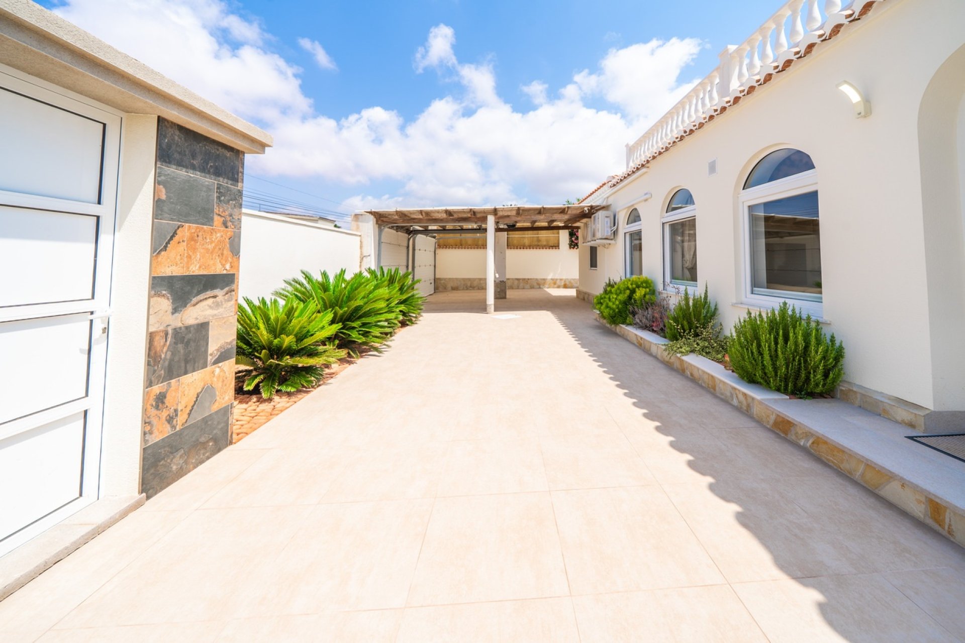 Reventa - Villa -
Torrevieja - Costa Blanca