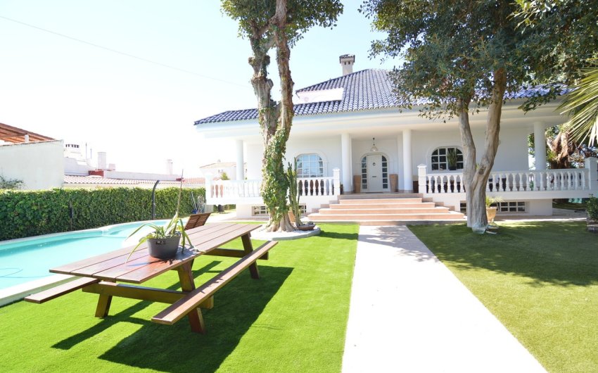 Reventa - Villa -
Torrevieja - Costa Blanca