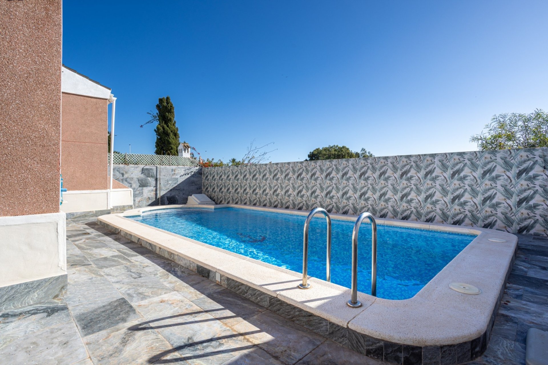 Reventa - Villa -
Torrevieja - Costa Blanca