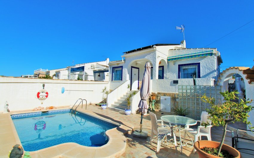 Reventa - Villa -
Torrevieja - El Chaparral