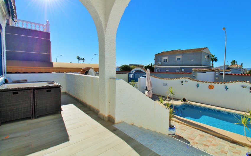 Reventa - Villa -
Torrevieja - El Chaparral