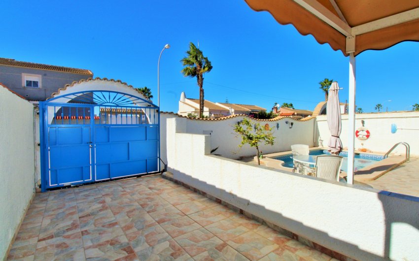 Reventa - Villa -
Torrevieja - El Chaparral
