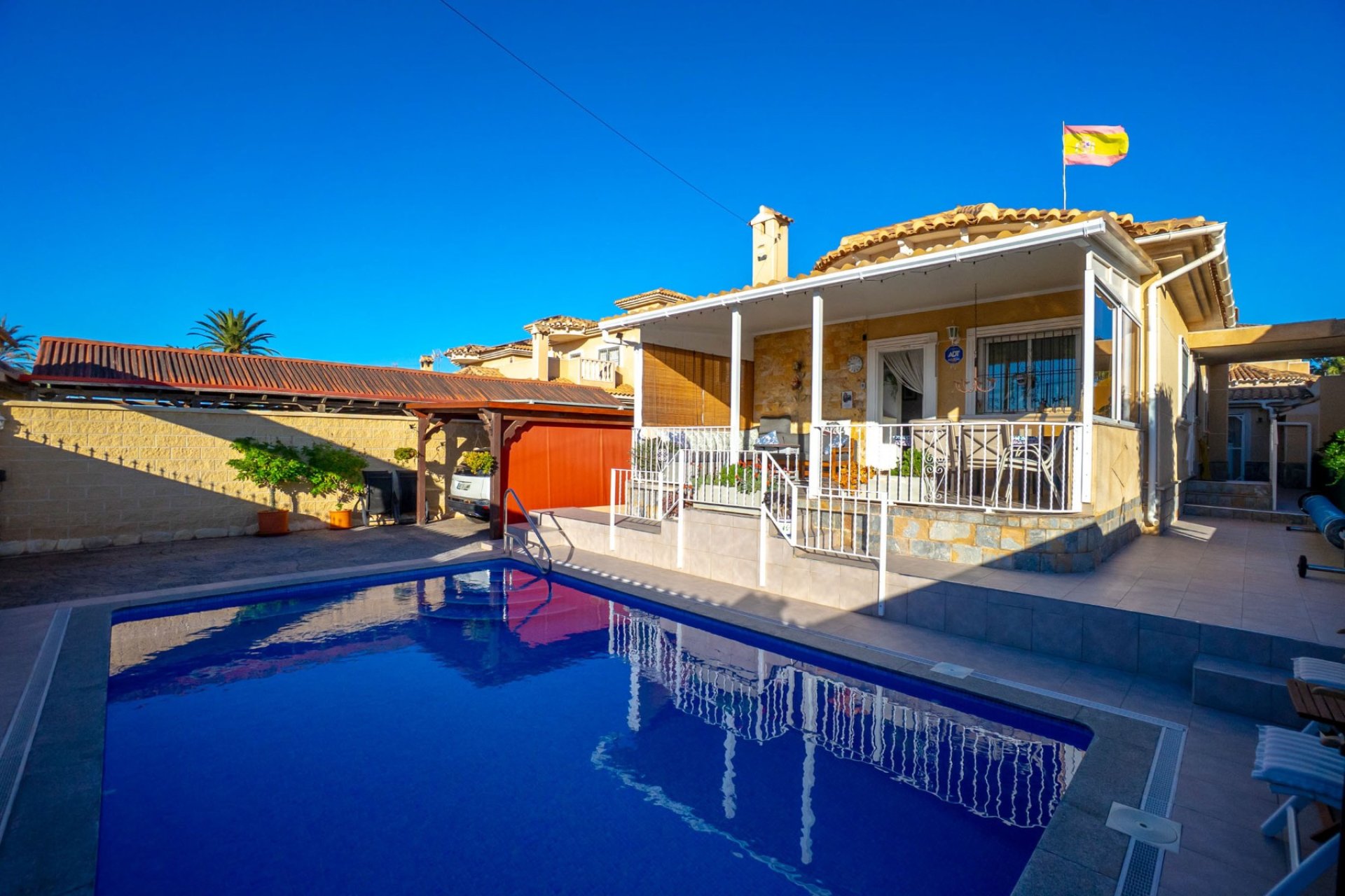 Reventa - Villa -
Torrevieja - El Chaparral