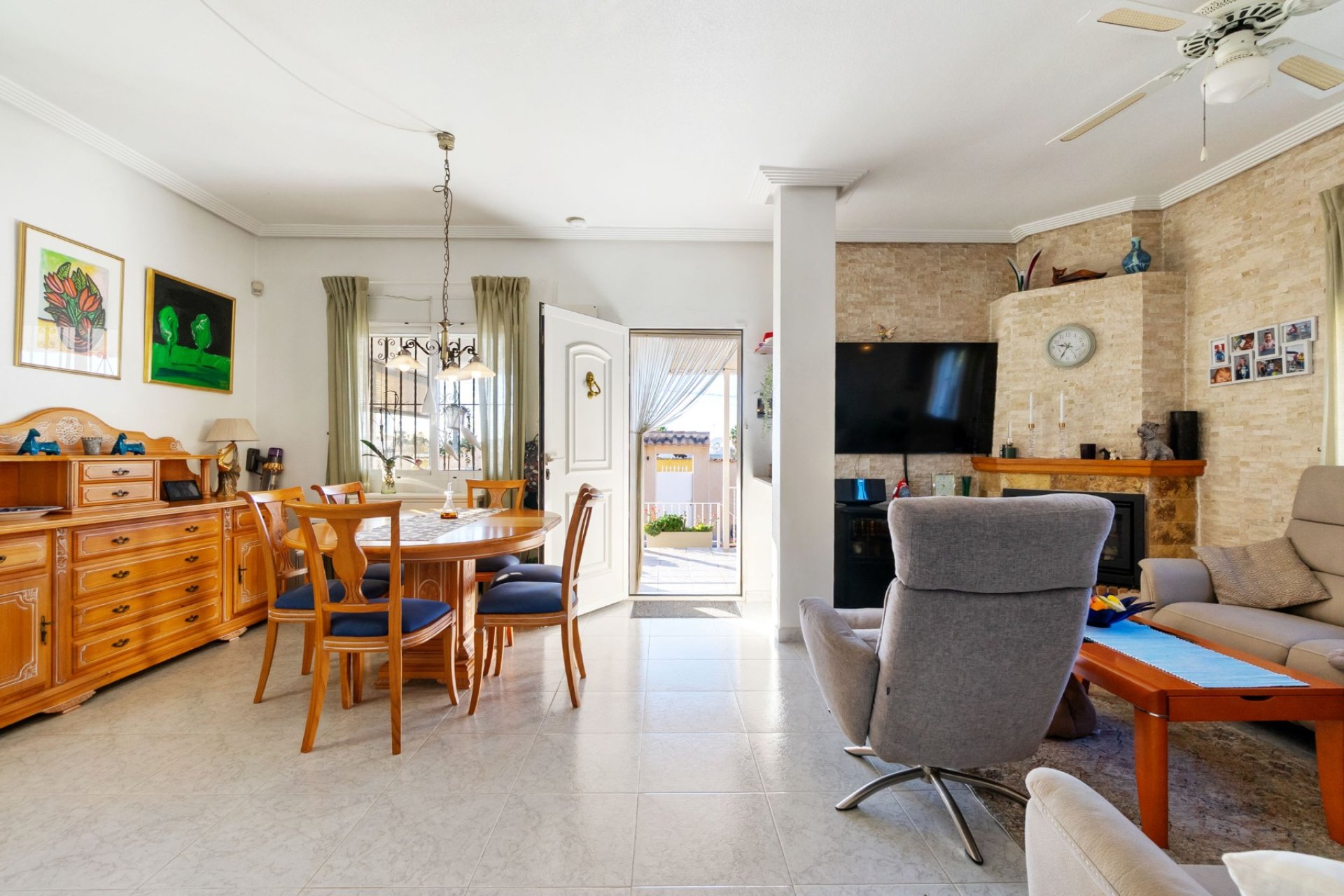 Reventa - Villa -
Torrevieja - El Chaparral