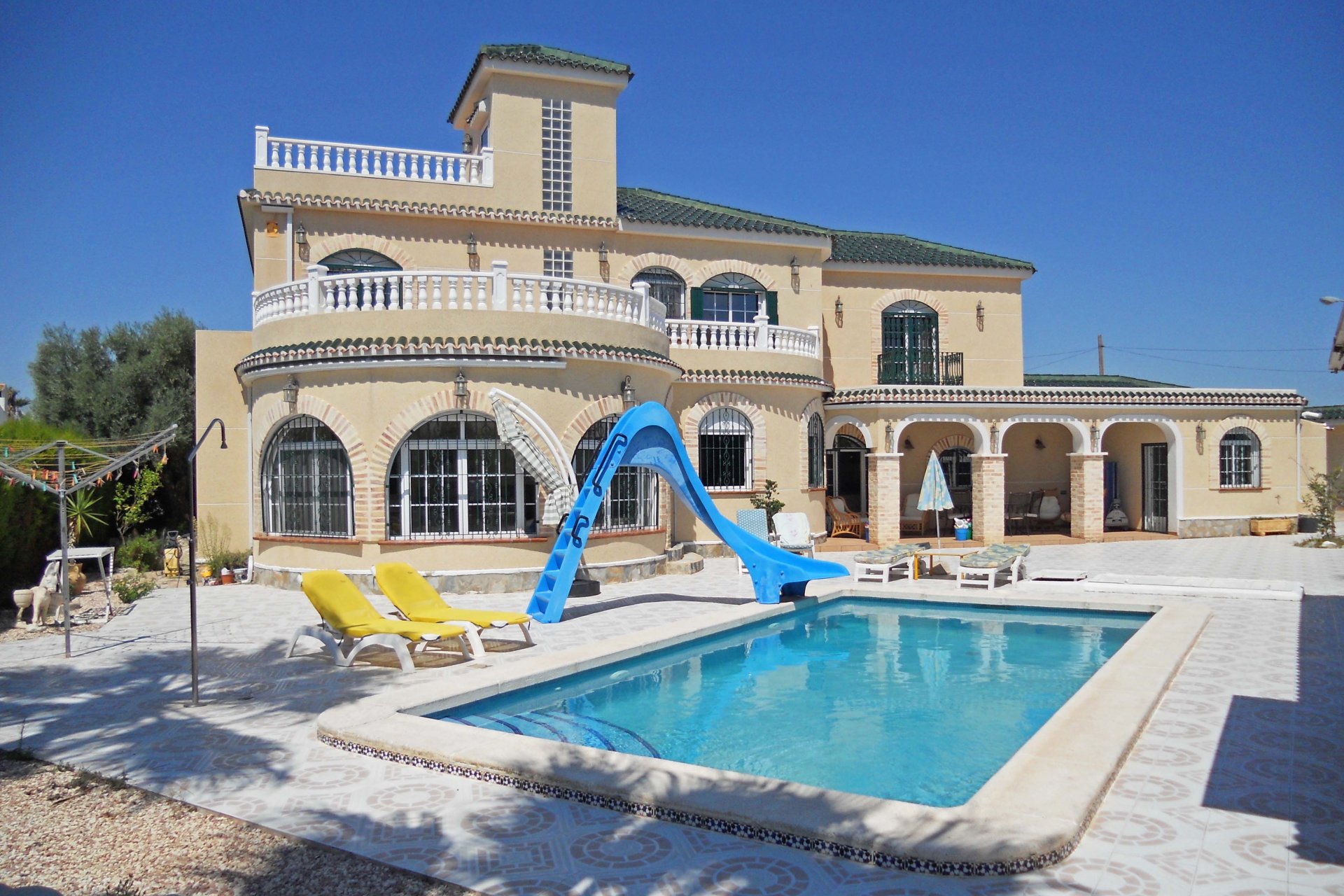 Reventa - Villa -
Torrevieja - El Chaparral