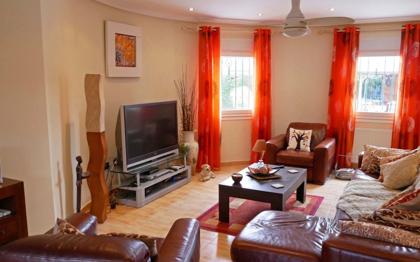 Reventa - Villa -
Torrevieja - El Chaparral