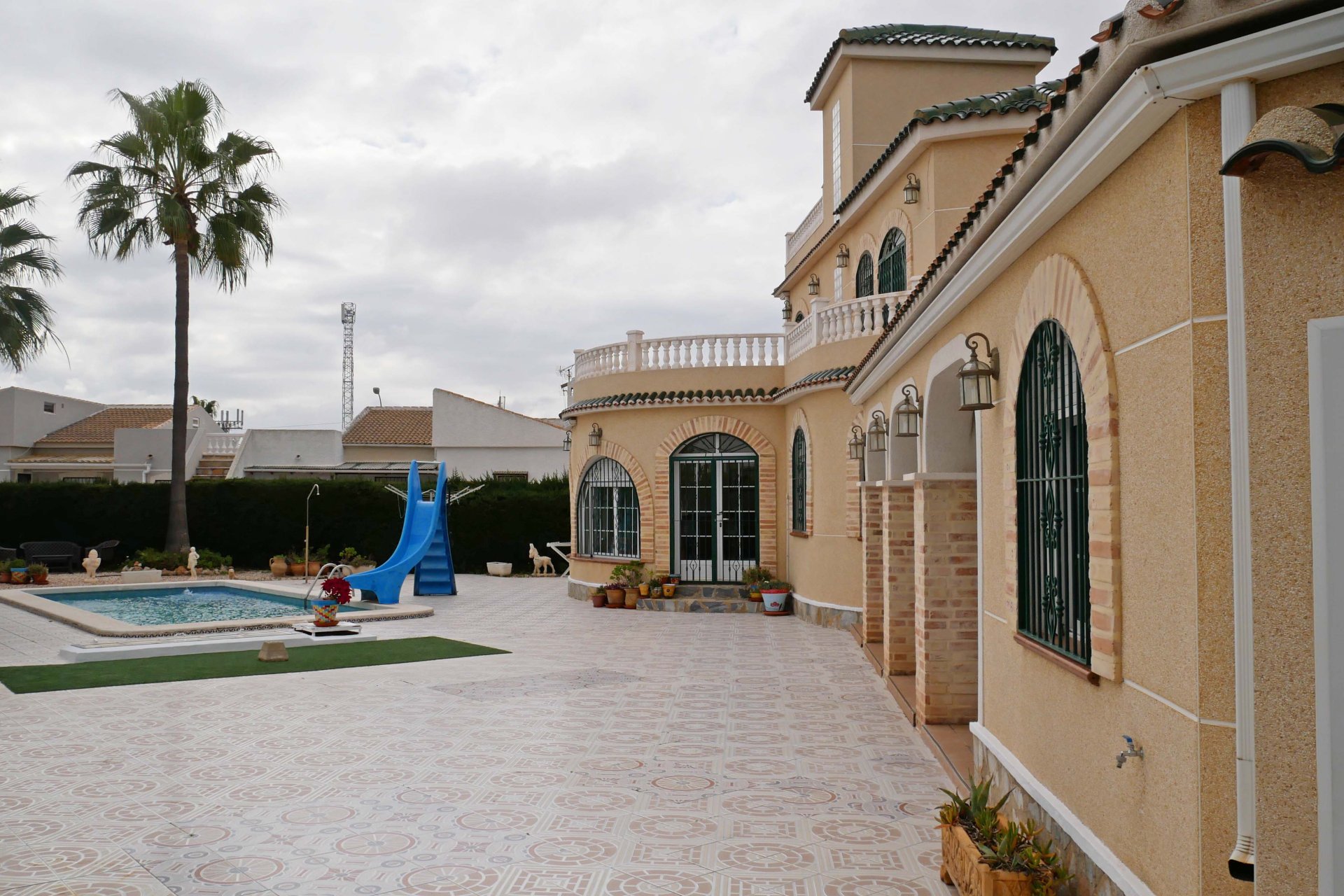 Reventa - Villa -
Torrevieja - El Chaparral