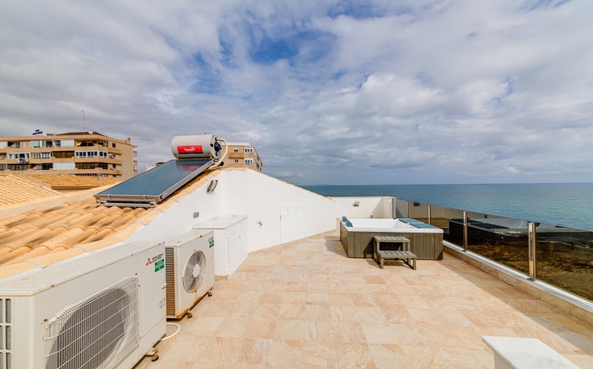 Reventa - Villa -
Torrevieja - La Mata