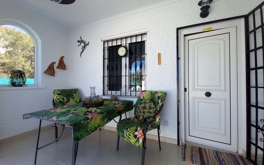 Reventa - Villa -
Torrevieja - La Siesta