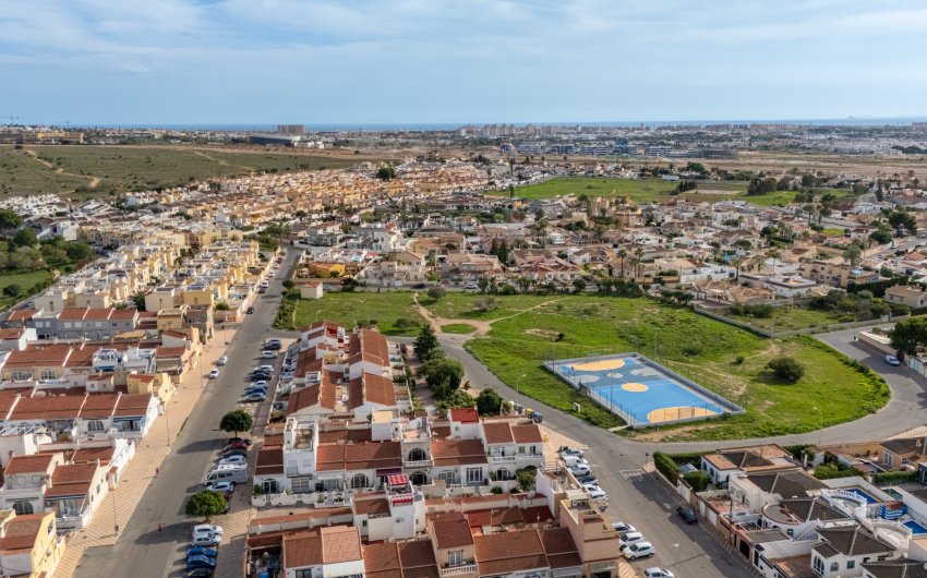 Reventa - Villa -
Torrevieja - La Siesta