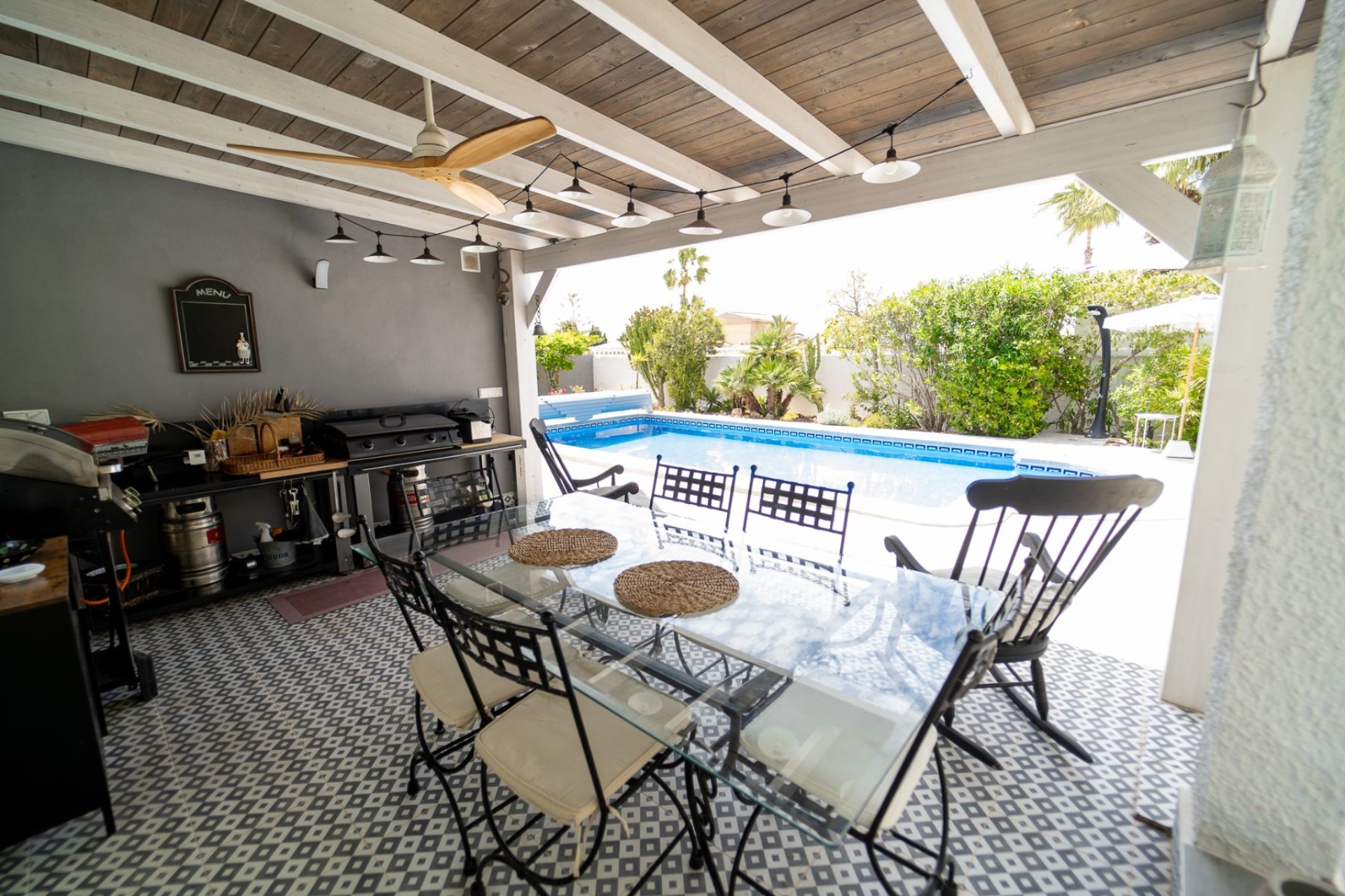 Reventa - Villa -
Torrevieja - La Siesta