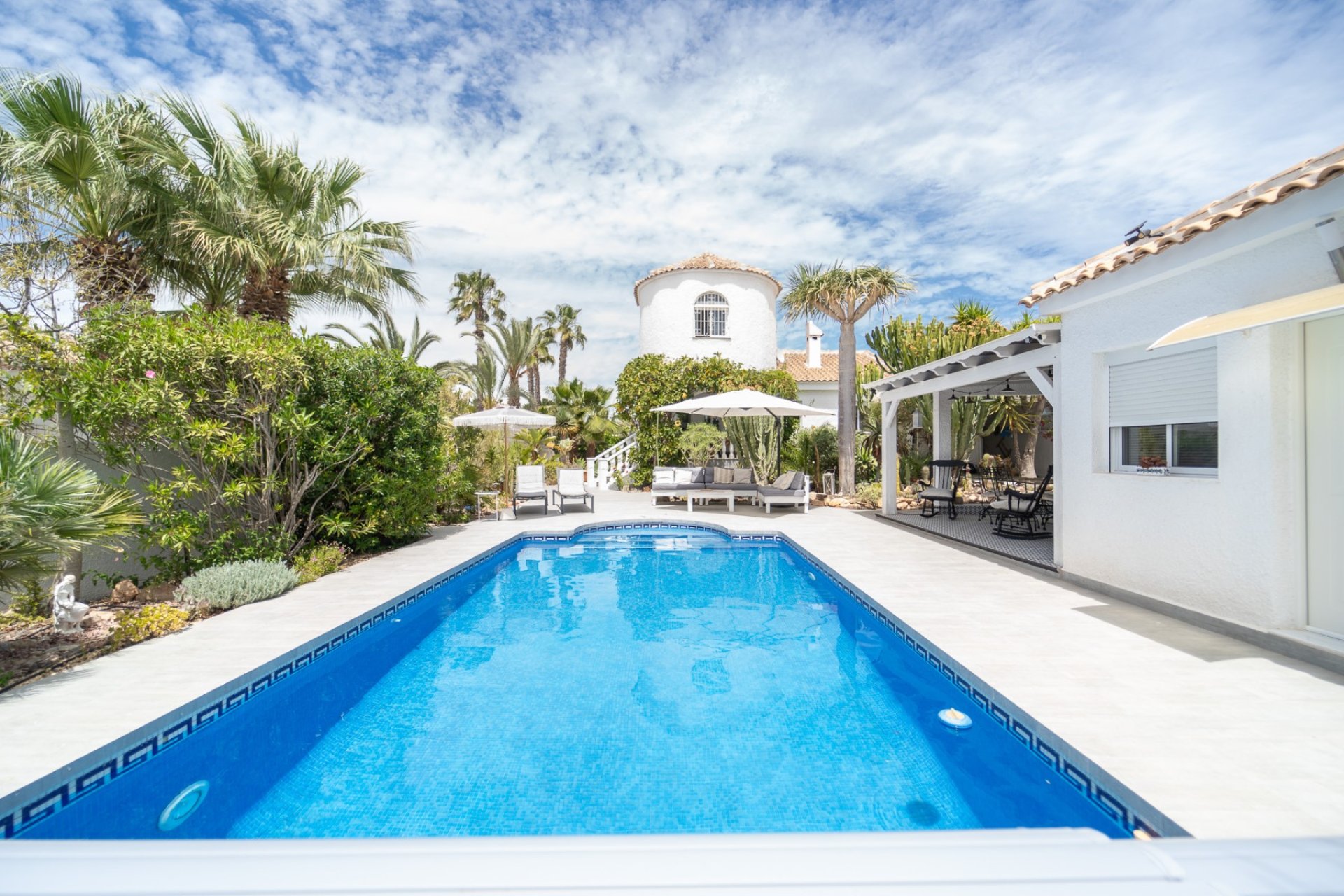Reventa - Villa -
Torrevieja - La Siesta