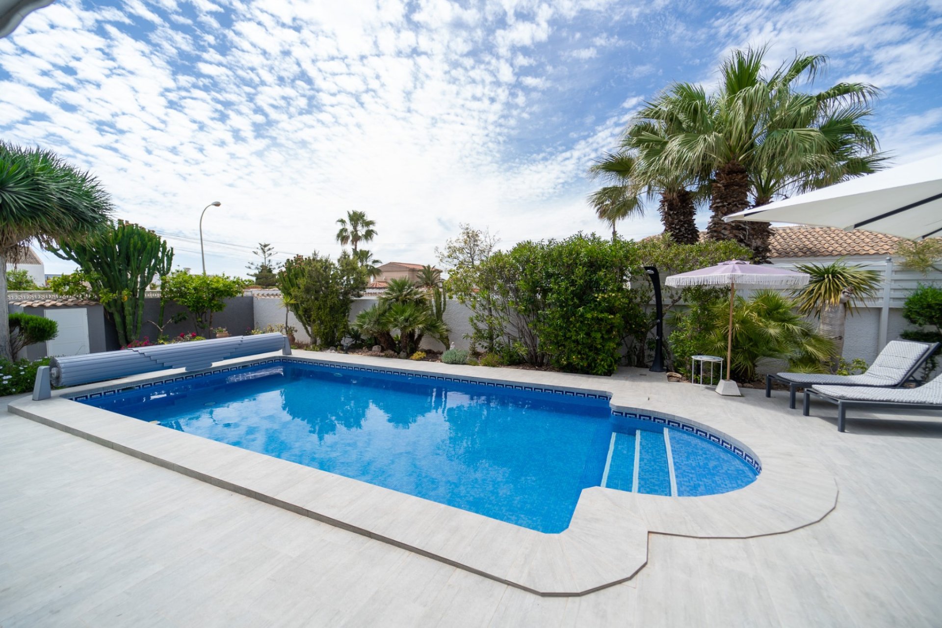 Reventa - Villa -
Torrevieja - La Siesta