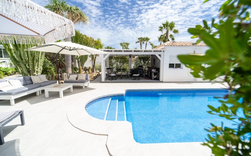 Reventa - Villa -
Torrevieja - La Siesta