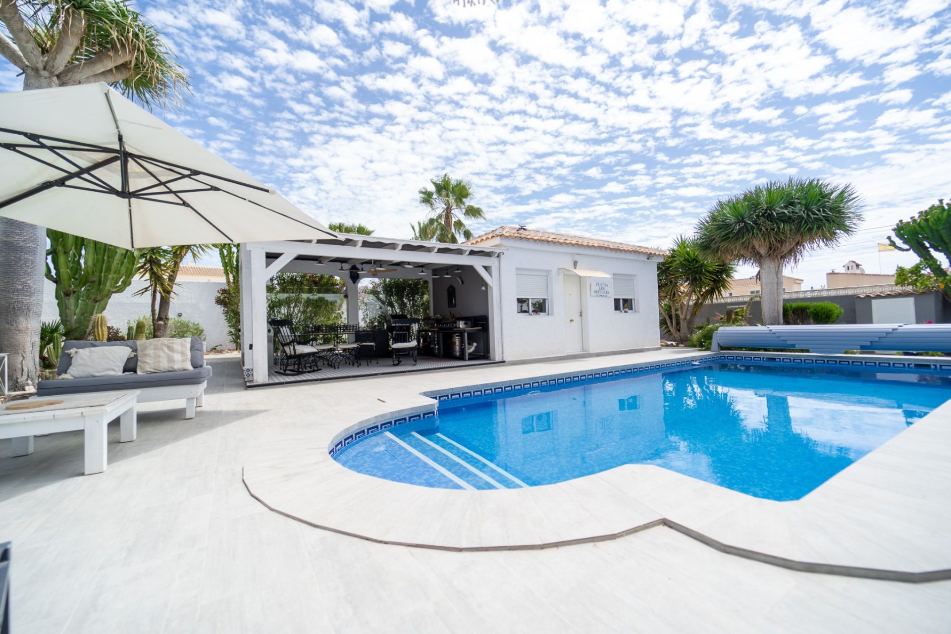 Reventa - Villa -
Torrevieja - La Siesta