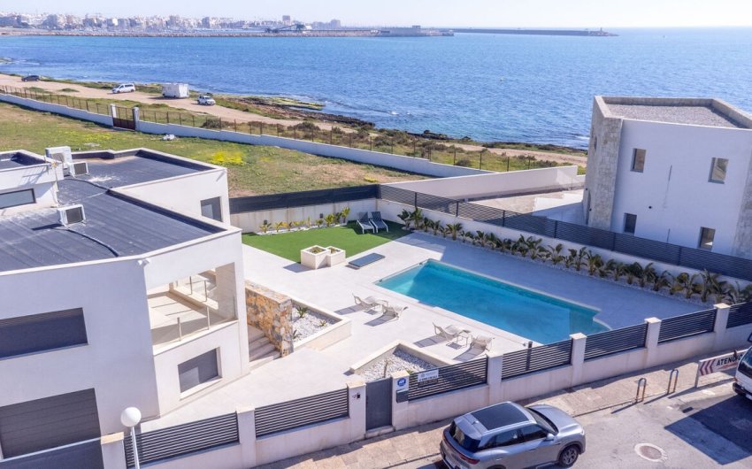 Reventa - Villa -
Torrevieja - La Valeta