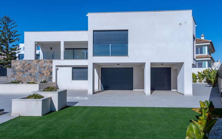 Reventa - Villa -
Torrevieja - La Valeta