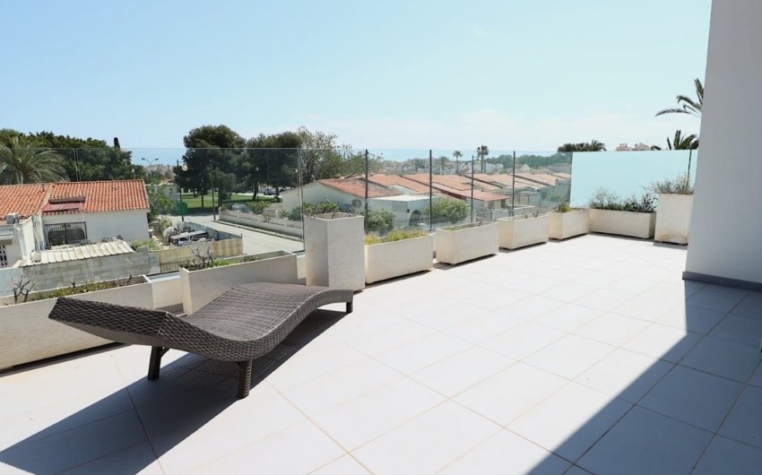 Reventa - Villa -
Torrevieja - Los Angeles