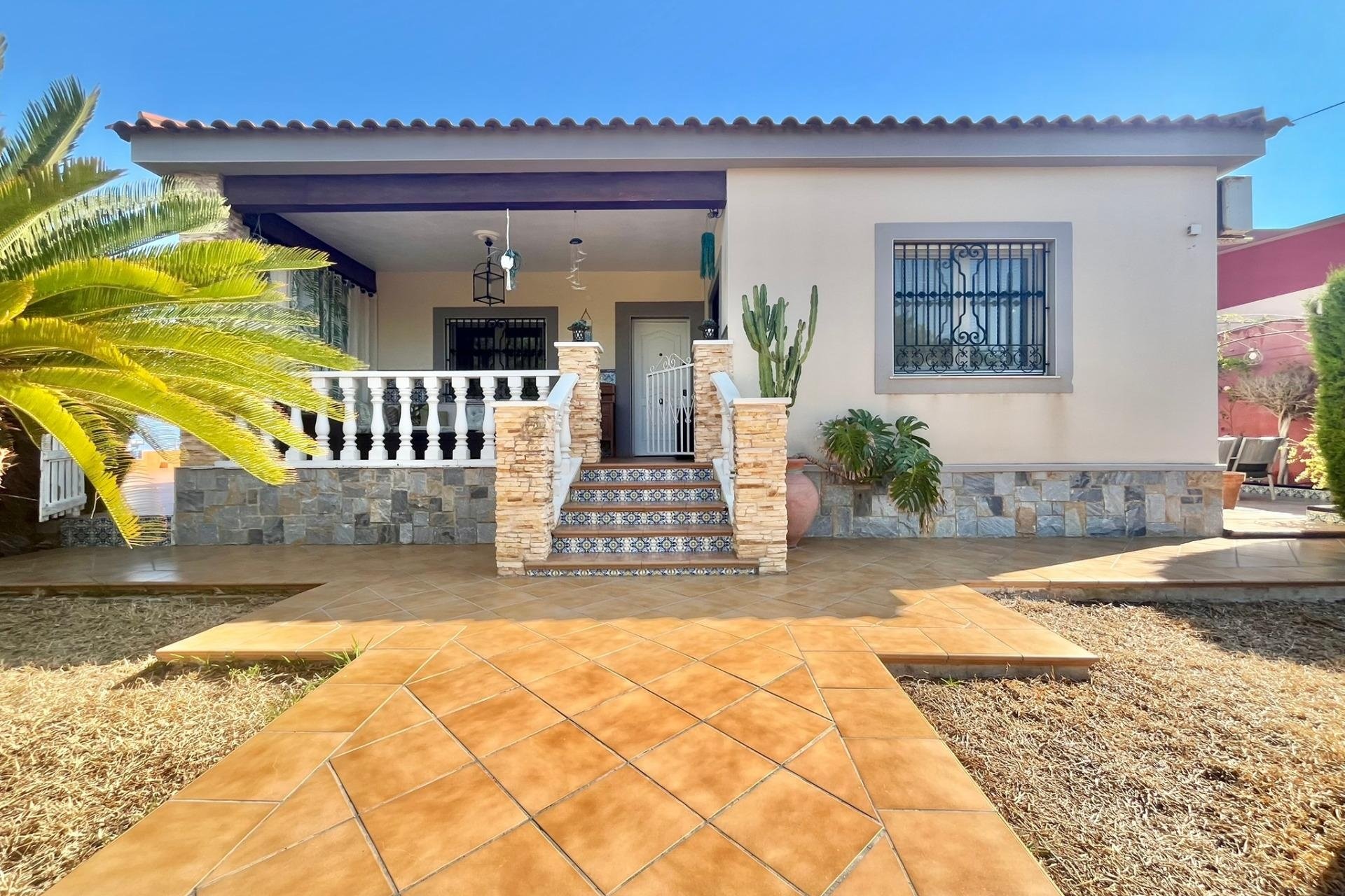 Reventa - Villa -
Torrevieja - Los Balcones - Los Altos del Edén