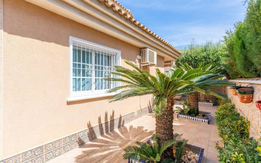 Reventa - Villa -
Torrevieja - Los Balcones - Los Altos del Edén