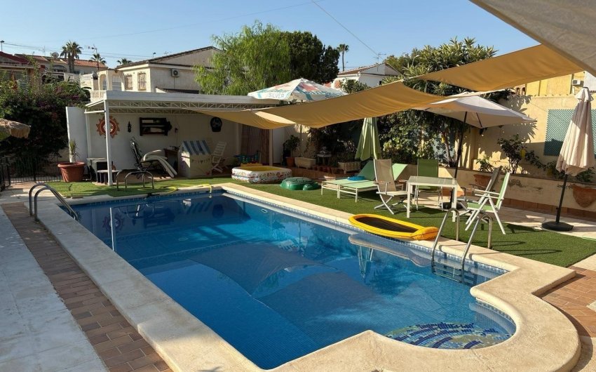 Reventa - Villa -
Torrevieja - Los Balcones - Los Altos del Edén