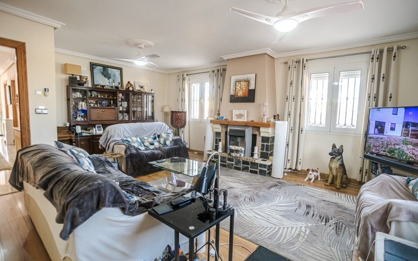 Reventa - Villa -
Torrevieja - LOS BALCONES - LOS ALTOS