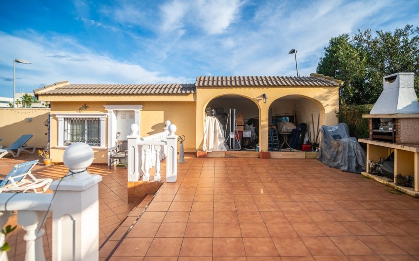 Reventa - Villa -
Torrevieja - LOS BALCONES - LOS ALTOS