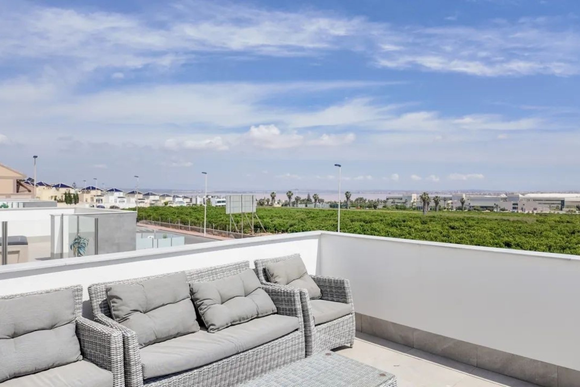 Reventa - Villa -
Torrevieja - Los Balcones